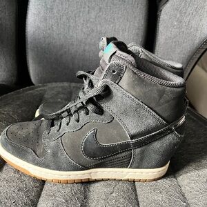 Nike Dunk ski hi size 7.5 (38.5) black